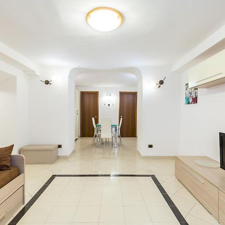 Qs1 - Indipendent Flat In Center Apartment Naples Exterior photo