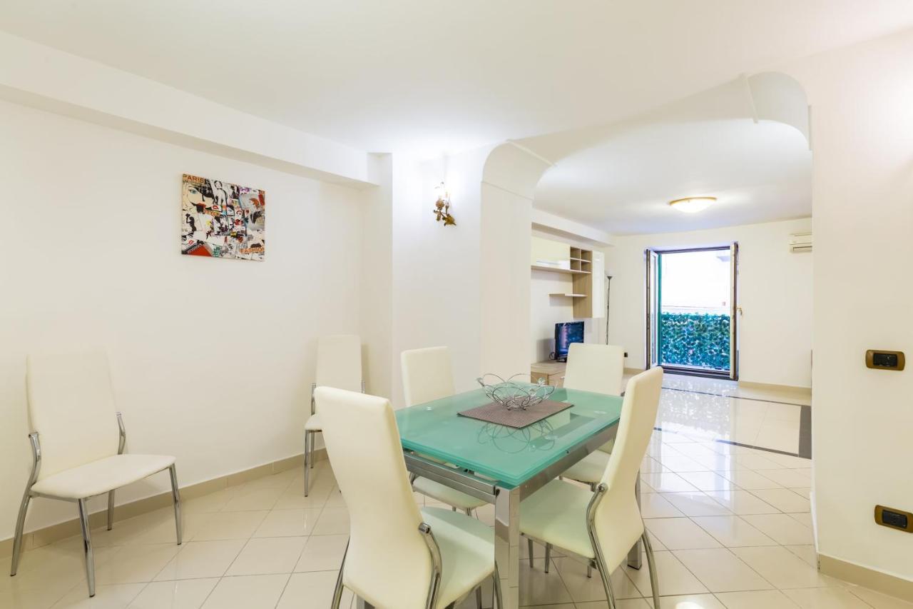 Qs1 - Indipendent Flat In Center Apartment Naples Exterior photo