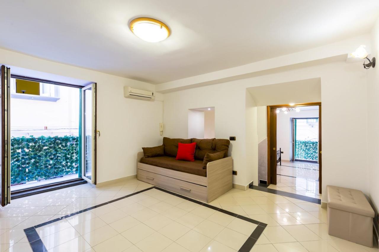 Qs1 - Indipendent Flat In Center Apartment Naples Exterior photo